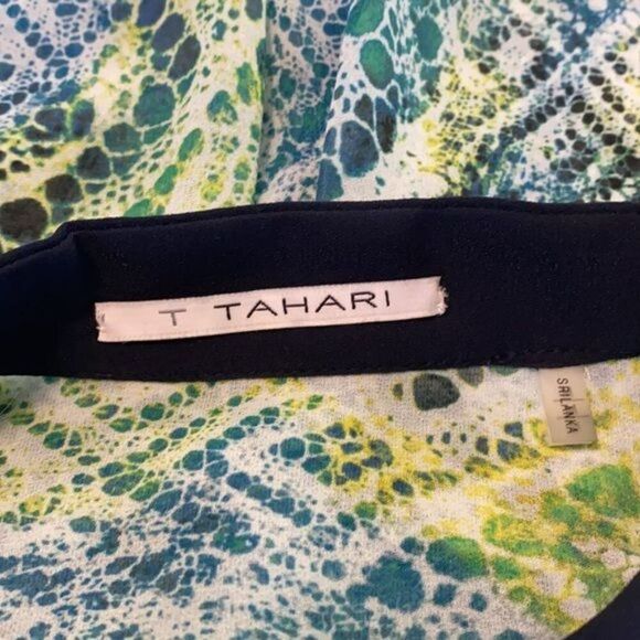 Tahari Long Sleeve Sheer Blouse Size Medium - Picture 6 of 8